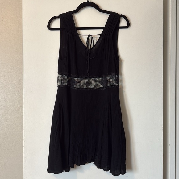 Free people black mini dress crochet waist vneck coverup - Picture 2 of 7